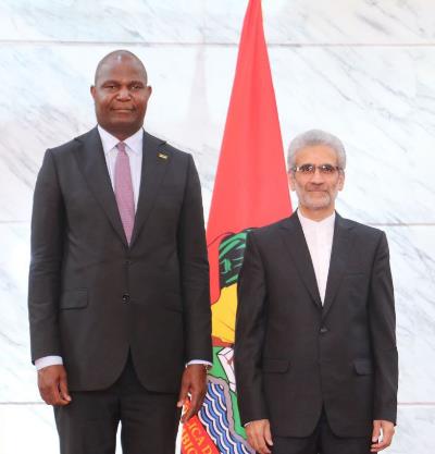 The Ambassador of the Islamic Republic of Iran in Pretoria Presents Credentials to the President of Mozambique